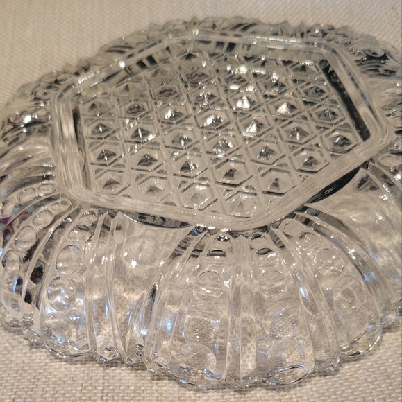 Vintage Pressed Glass Dishs with Handles- Candy or Relish - Picture 3 of 5